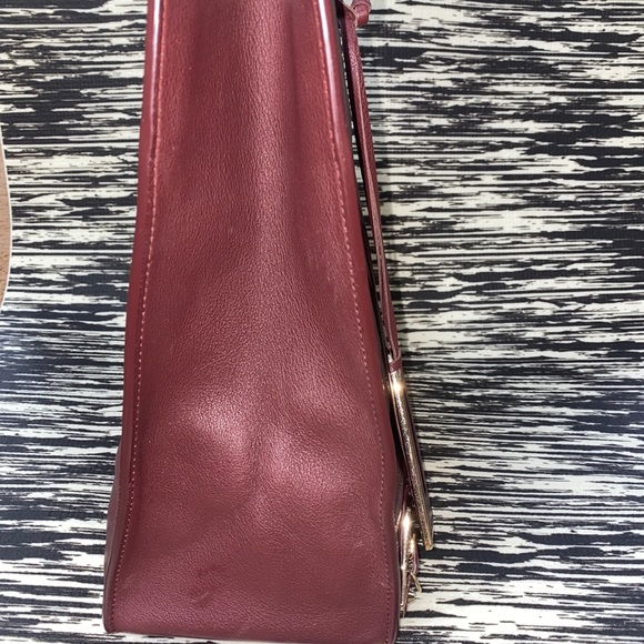 BALENCIAGA Large Metallic Edge City tote Burgundy - Picture 2 of 14